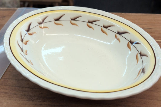 Vernon Kilns 'Arcadia' 9.5 inch serving bowl. Made in USA