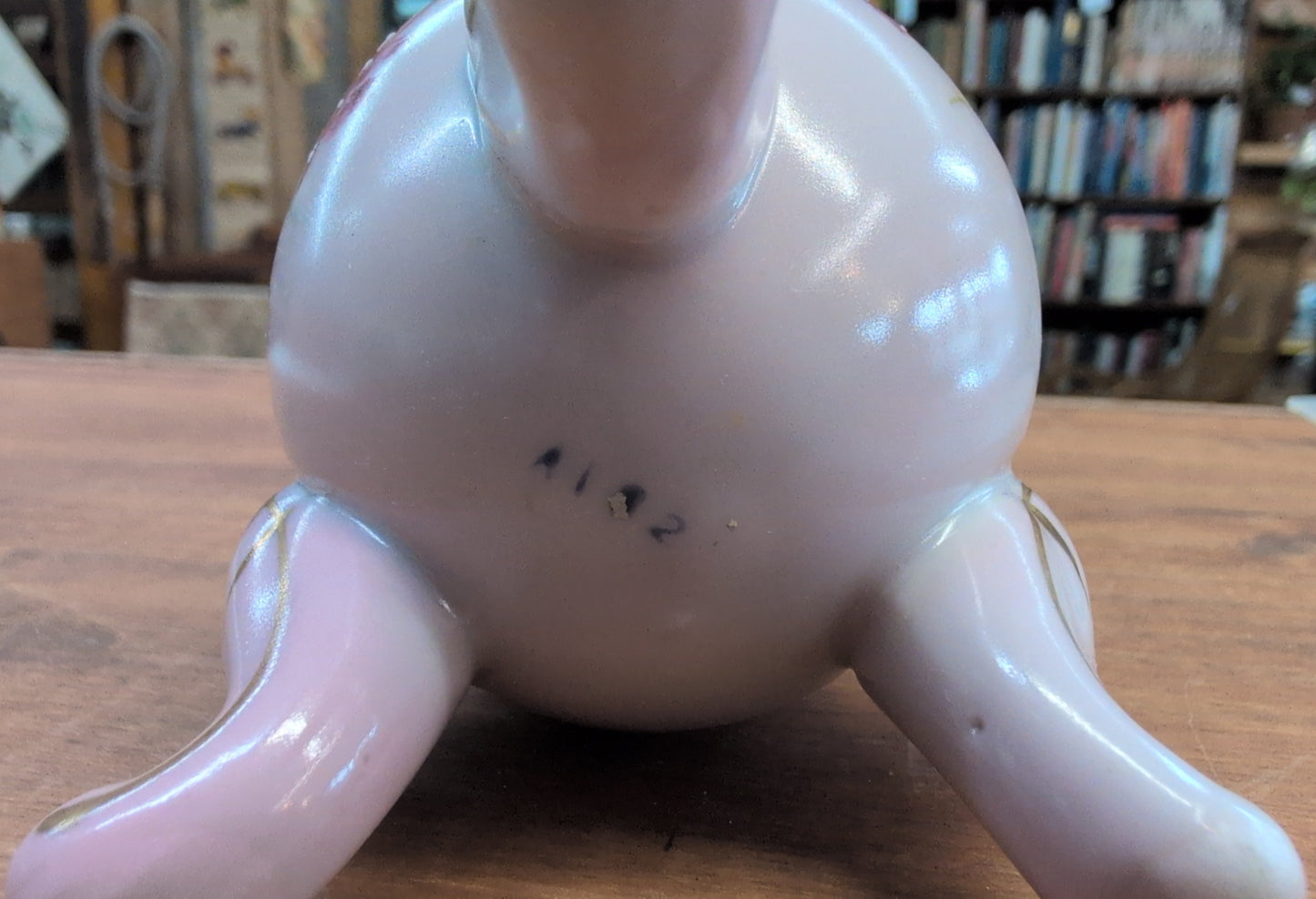 Pink ceramic pink egg