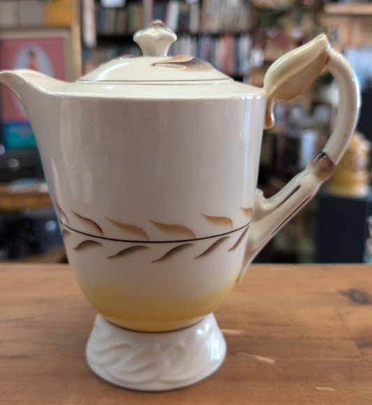 Vernon Kilns 'Arcadia' pattern ceramic coffee or tea pot. Made in USA