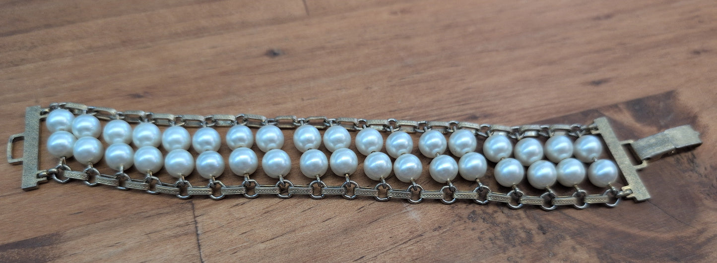 Sarah Coventry Faux Pearl bracelet circa 1964